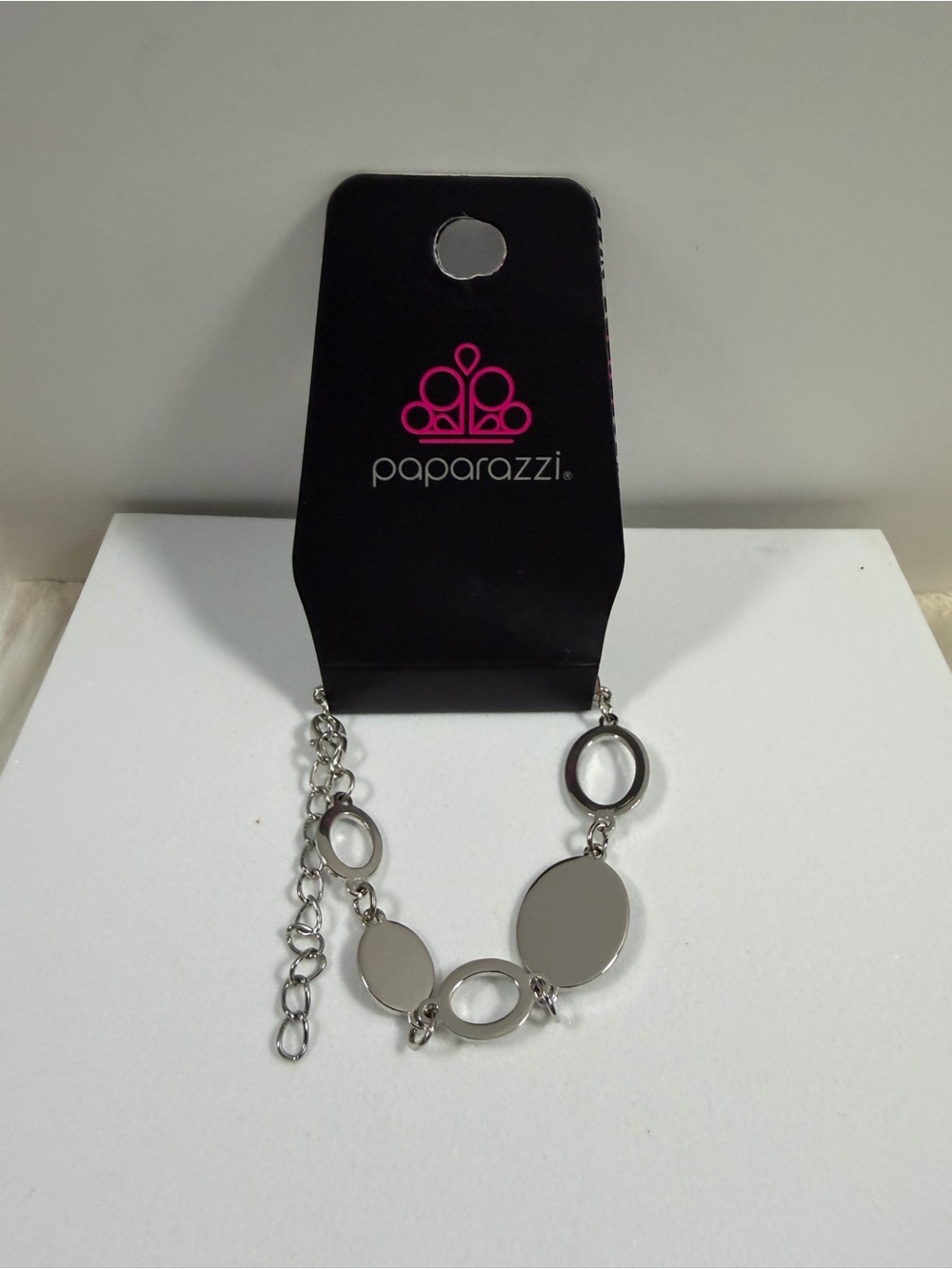 🩷5/$10🩷 paparazzi Silver Oval & Round Link Bracelet - Polished Silver Tone